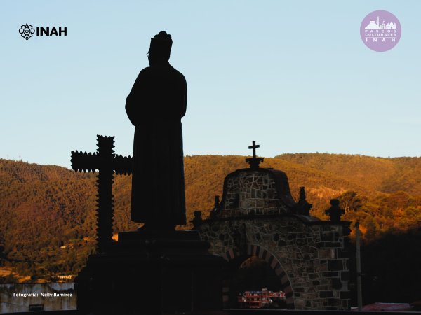 Convocatoria Donde las estrellas se juntan con la virgen: Tlalpujahua, Michoacán