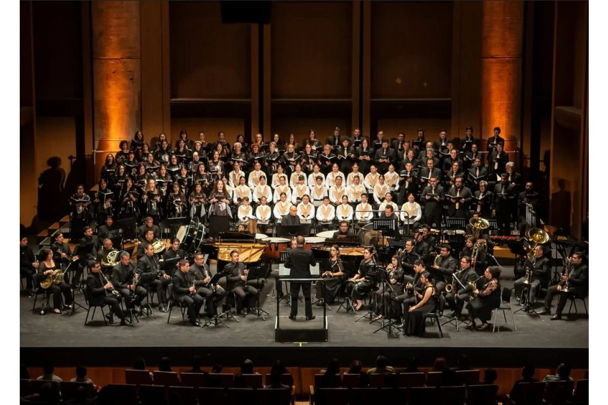 Aliento colectivo: grandes coros de la ópera (Banda de Música del Estado de Guanajuato y Compañía de Ópera de Saltillo)