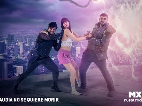 Glat Entertainment presenta: Claudia no se quiere morir