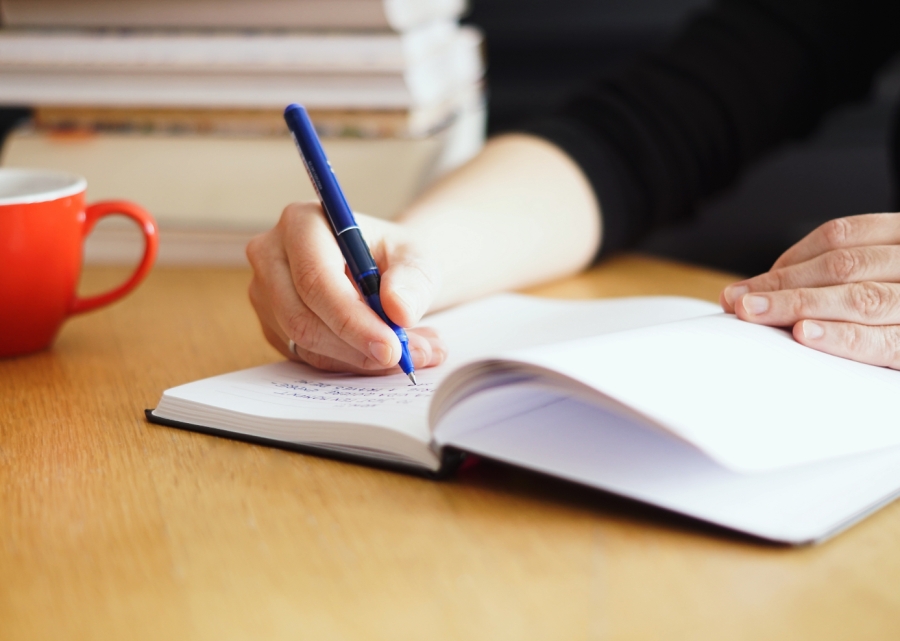 Creación literaria parte 2: creación, retroalimentación y corrección