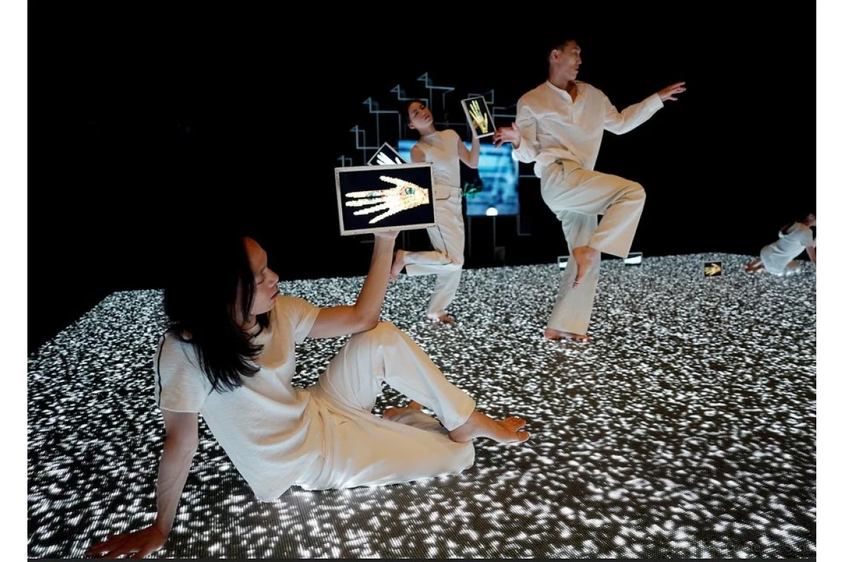 Dab Dance Project: >"hello world";
