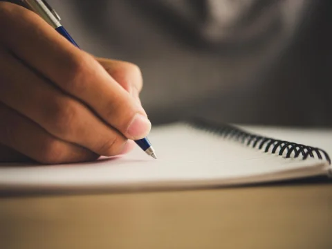 Historias en 5 palabras