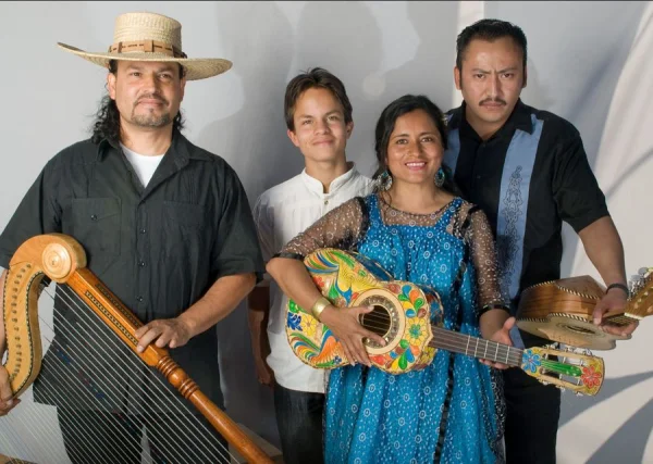 Grupo Yolotecuani: Sones y canciones de Guerrero