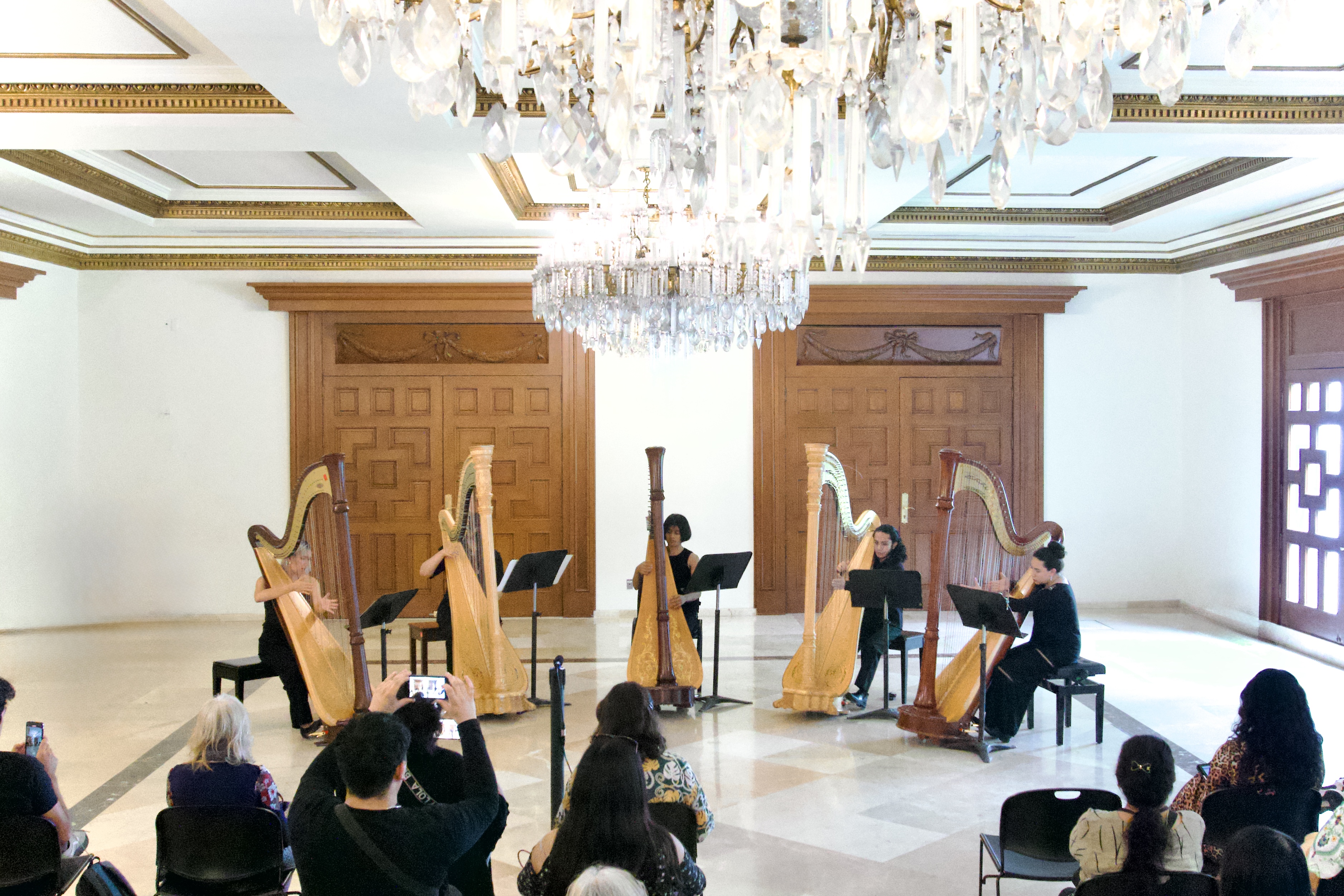 Concierto del Ensamble de arpas