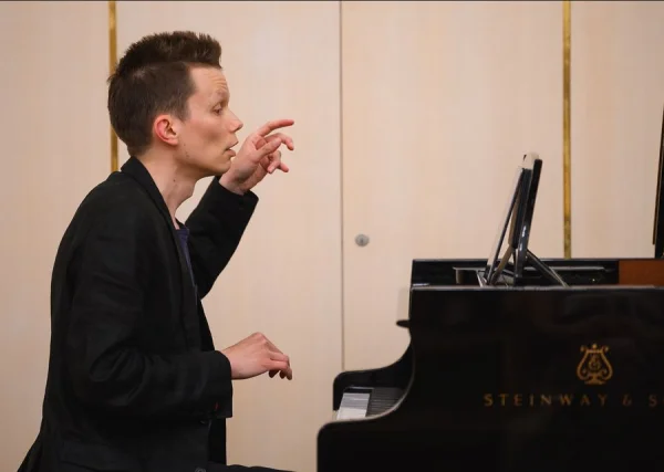 Joonas Ahonen: piano