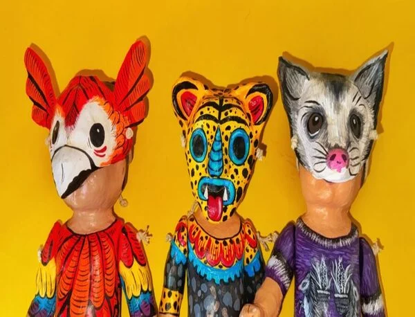 Criaturas del umbral: Máscaras, calaveras y seres del más allá
