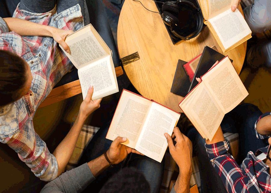 Libro club Bajo el volcán