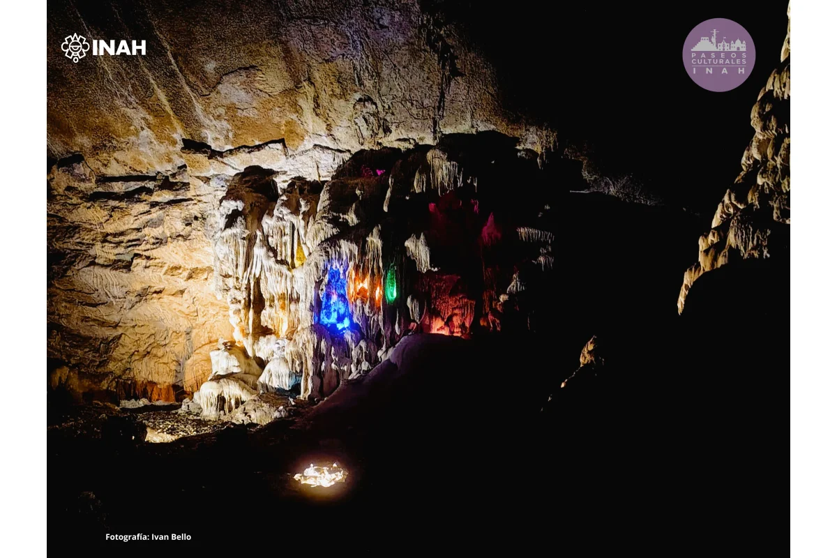 Viaje al corazón de la Tierra: Explorando las Grutas de Cacahuamilpa