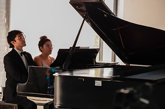 Ciclo de conciertos del Ensamble de Pianos III