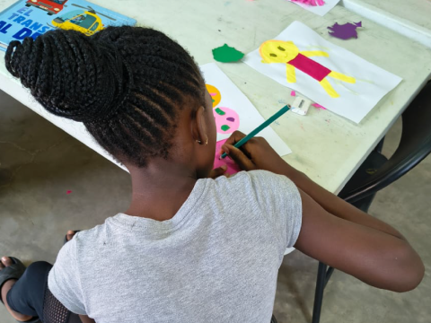 Punto de lectura. Arte de Pájaro