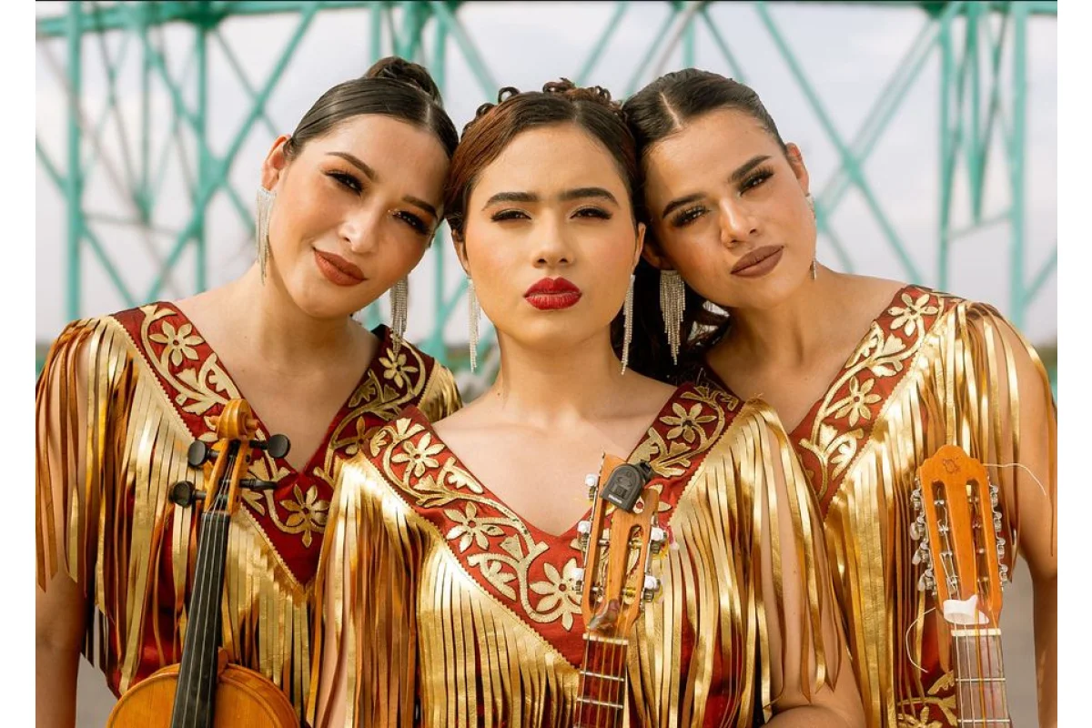 Trío Mujeres Tamaulipecas: Canto a mi Huasteca