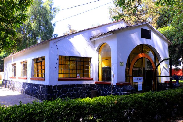 Centro Cultural Casa de Las Bombas