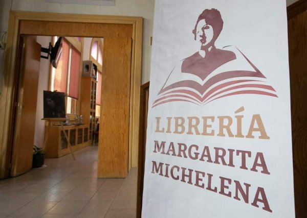 Librería Margarita Michelena